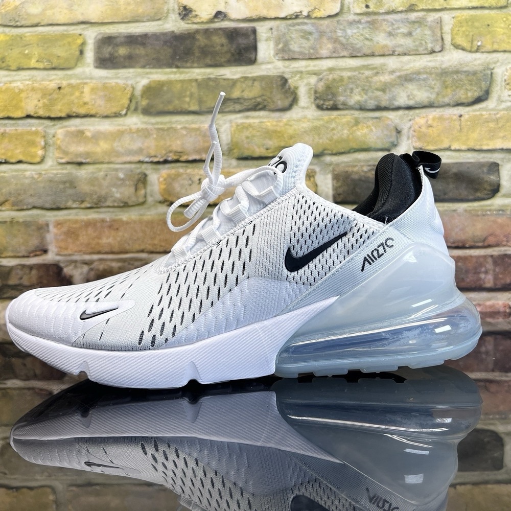 Nike Air Max 270 Womens Size 11.5 / Mens 10 White Black Running Shoe AH6789-100